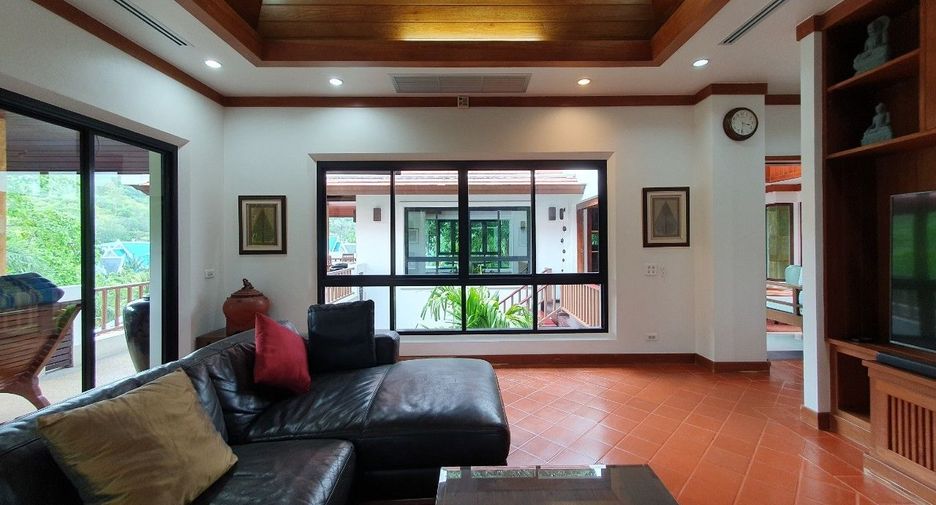 For sale 4 bed villa in Mueang Phuket, Phuket