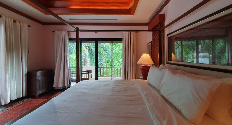 For sale 4 bed villa in Mueang Phuket, Phuket