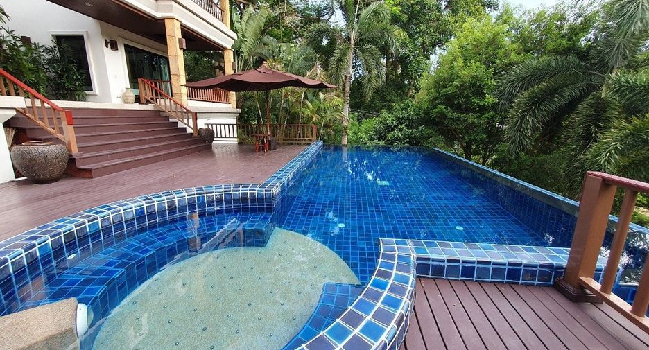 For sale 4 bed villa in Mueang Phuket, Phuket