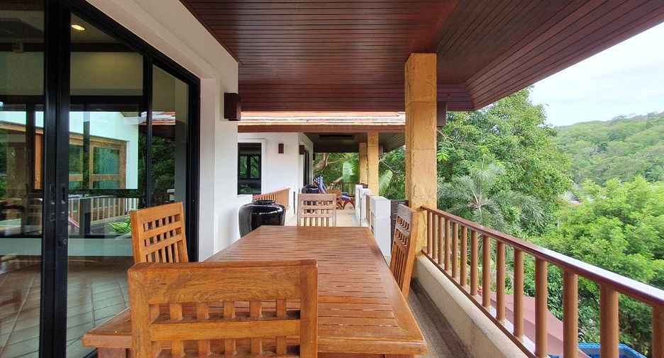 For sale 4 bed villa in Mueang Phuket, Phuket