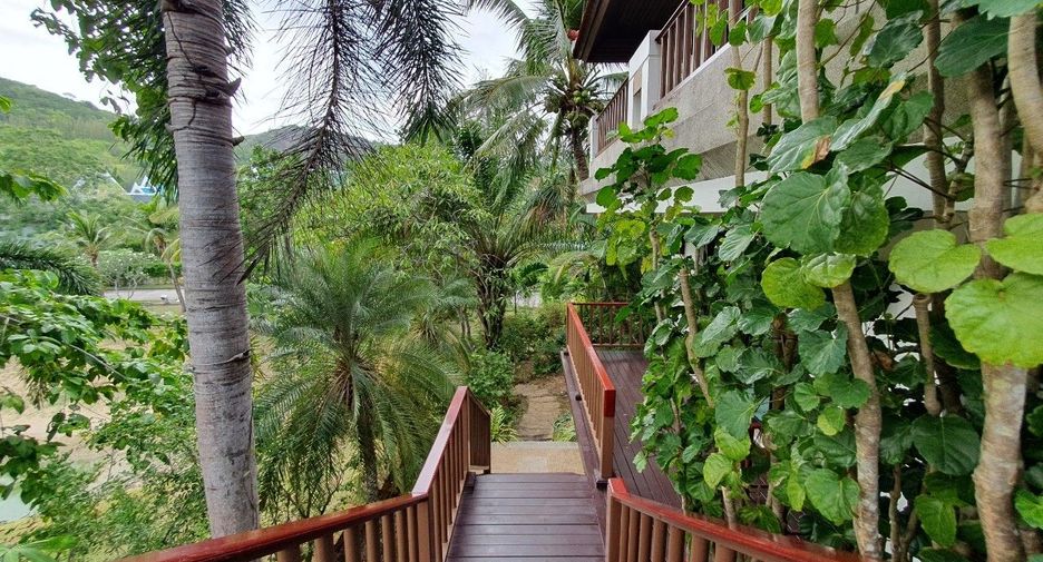 For sale 4 bed villa in Mueang Phuket, Phuket