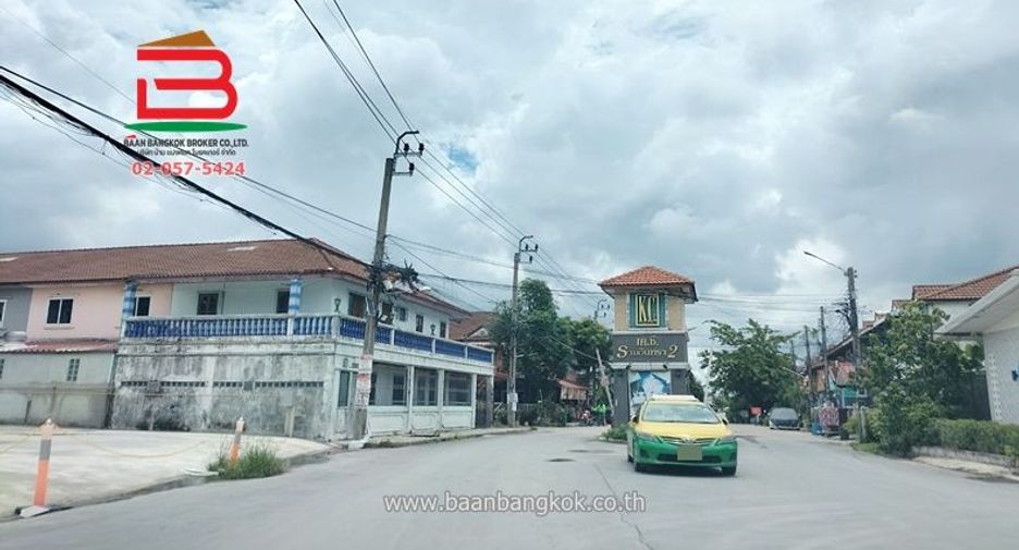 For sale 3 bedrooms townhouse in Khlong Sam Wa, Bangkok
