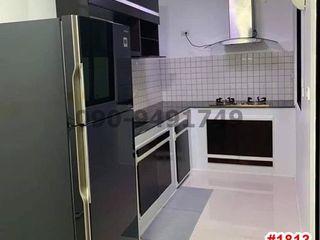 Аренда 3 спальни кондо в Пращет, Бангкок