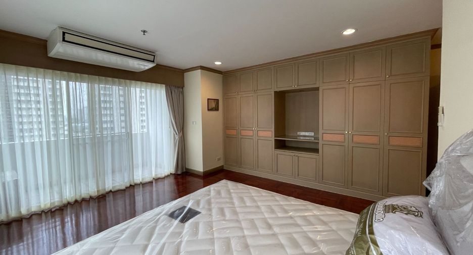 À louer 2 chambres condo à Watthana, Bangkok