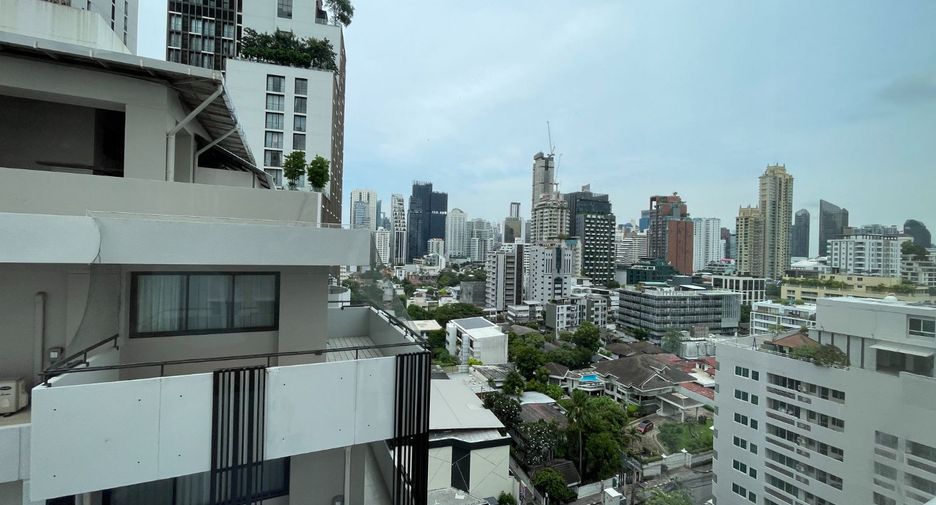 À louer 2 chambres condo à Watthana, Bangkok
