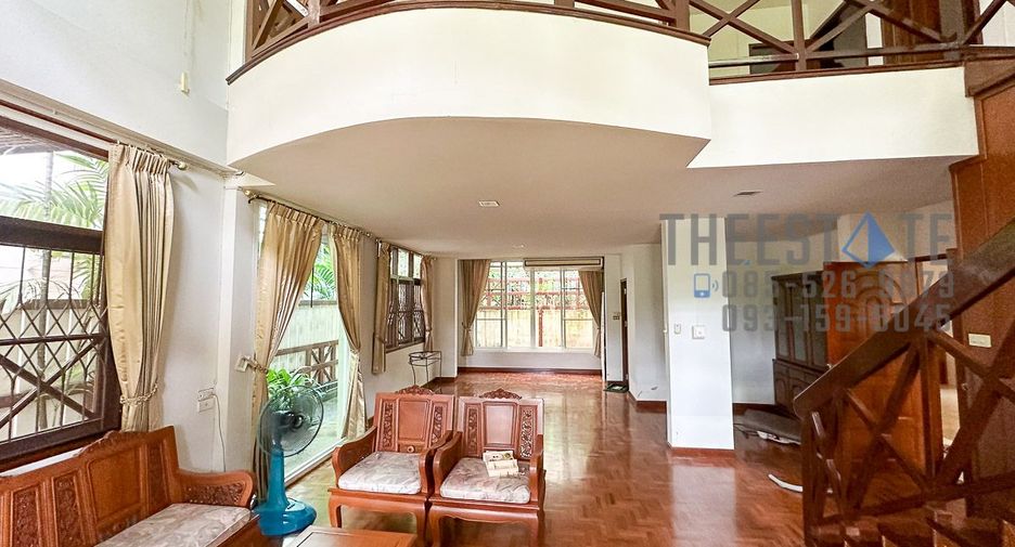 For rent 3 bedrooms house in Mueang Chiang Mai, Chiang Mai