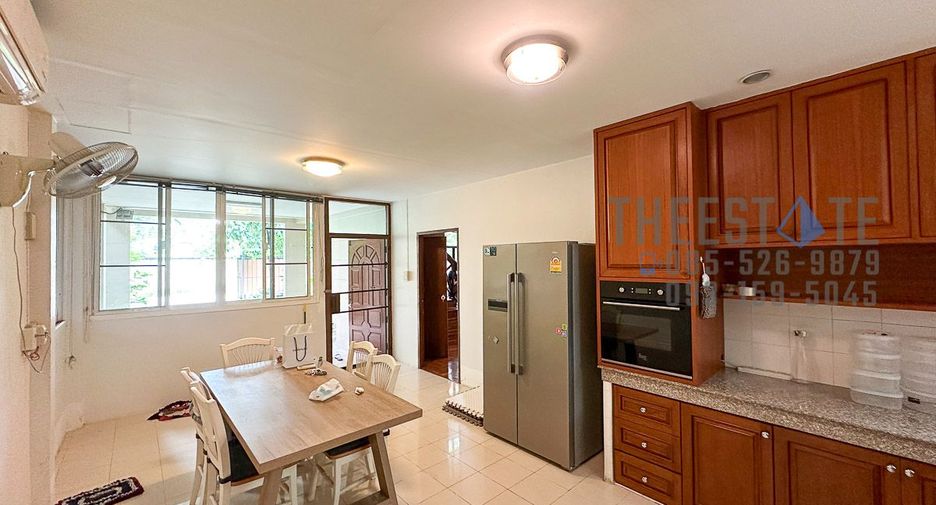 For rent 3 bedrooms house in Mueang Chiang Mai, Chiang Mai