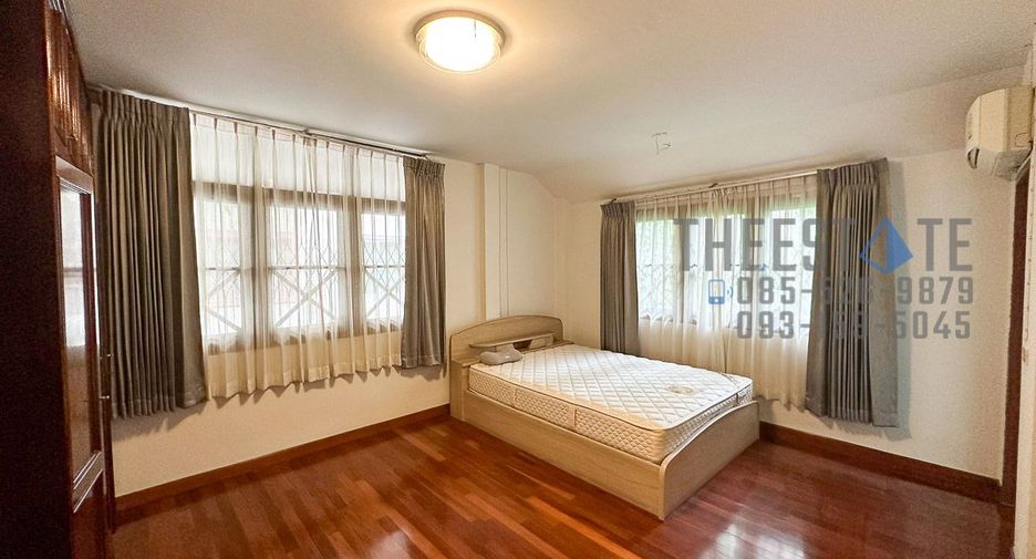 For rent 3 bedrooms house in Mueang Chiang Mai, Chiang Mai