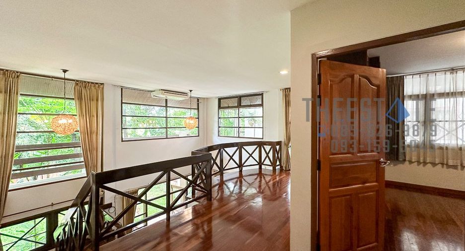 For rent 3 bedrooms house in Mueang Chiang Mai, Chiang Mai