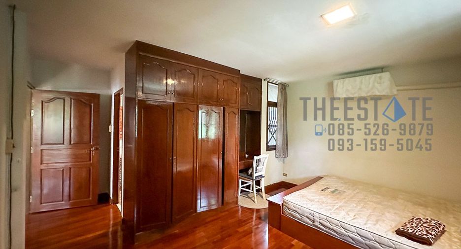 For rent 3 bedrooms house in Mueang Chiang Mai, Chiang Mai