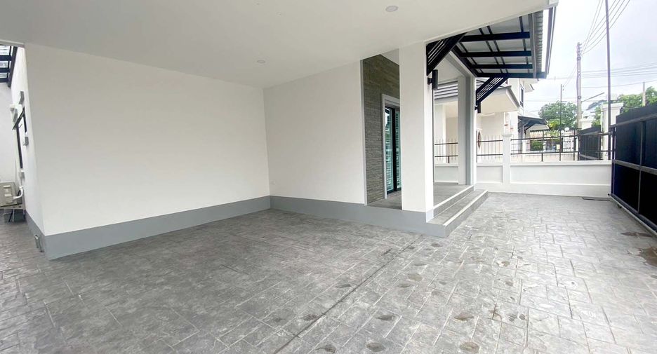 Casa en alquiler de 3 habitaciones en Saraphi, Chiang Mai