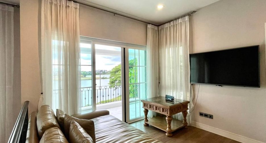 For sale 4 bedrooms house in Mueang Chiang Mai, Chiang Mai