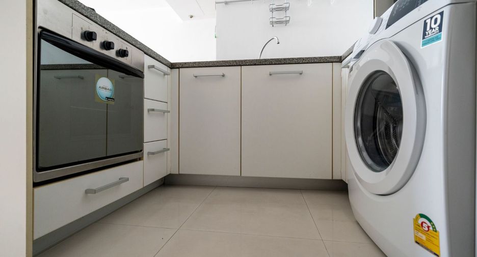 For rent and for sale 2 bedrooms condo in Khlong Toei, Bangkok