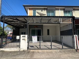 Reihenhaus zum Kauf mit 3 Zimmer in Khlong Luang, Pathum Thani