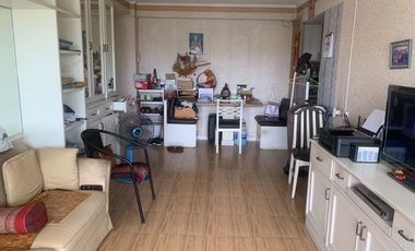 For sale 2 bed condo in Saphan Sung, Bangkok