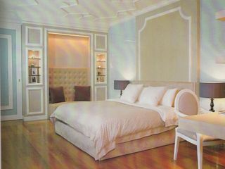 For sale 5 Beds house in Bang Kapi, Bangkok