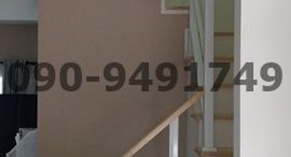 For rent 3 bedrooms townhouse in Prawet, Bangkok