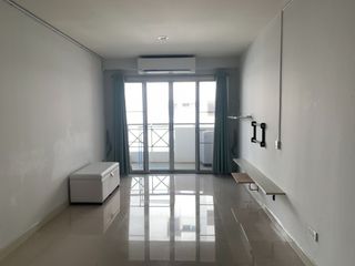 For rent 2 bed condo in Saphan Sung, Bangkok