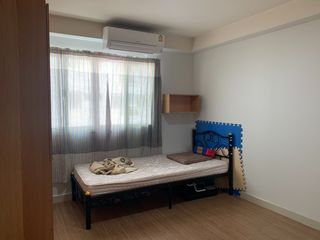 For rent 2 bed condo in Saphan Sung, Bangkok