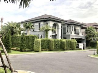For sale 5 Beds house in Thawi Watthana, Bangkok