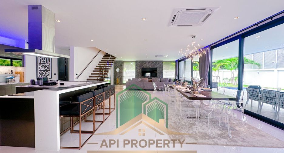 For sale 6 bedrooms house in Bang Lamung, Chonburi