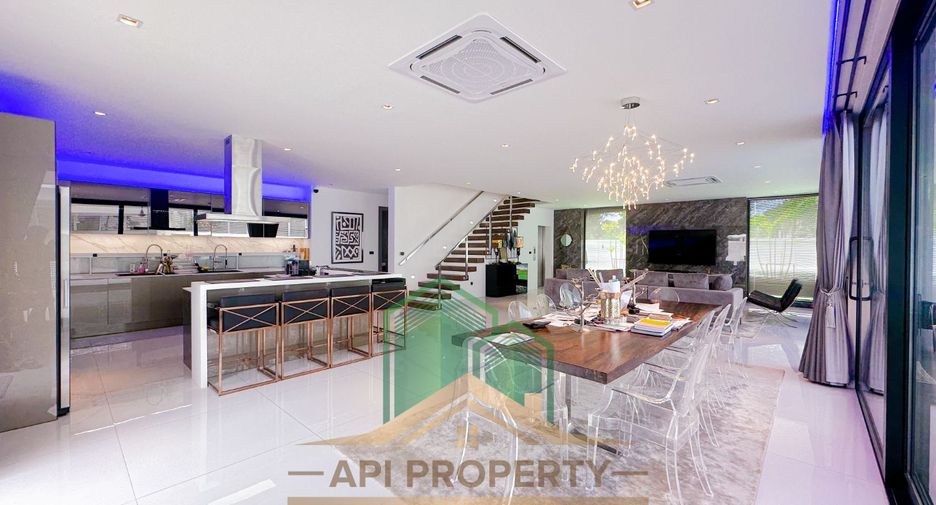 For sale 6 bedrooms house in Bang Lamung, Chonburi