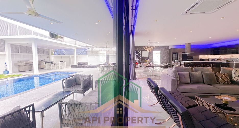 For sale 6 bedrooms house in Bang Lamung, Chonburi