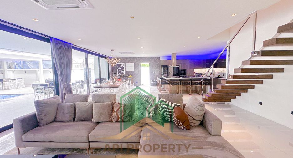 For sale 6 bedrooms house in Bang Lamung, Chonburi