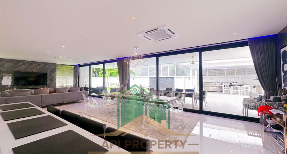 For sale 6 bedrooms house in Bang Lamung, Chonburi