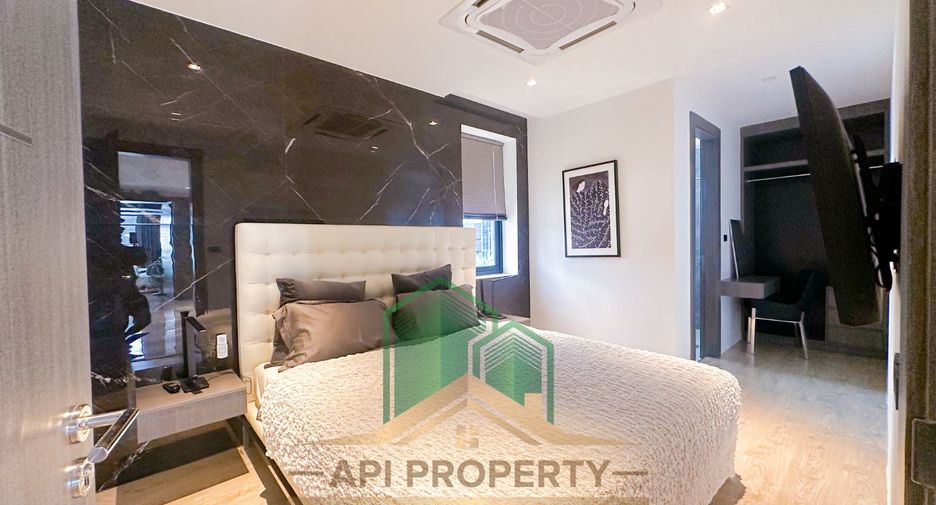 For sale 6 bedrooms house in Bang Lamung, Chonburi