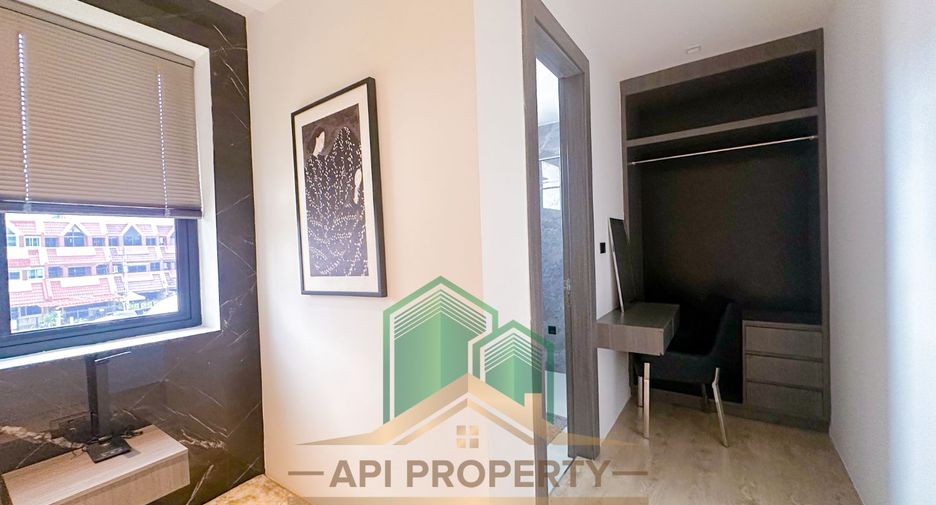 For sale 6 bedrooms house in Bang Lamung, Chonburi