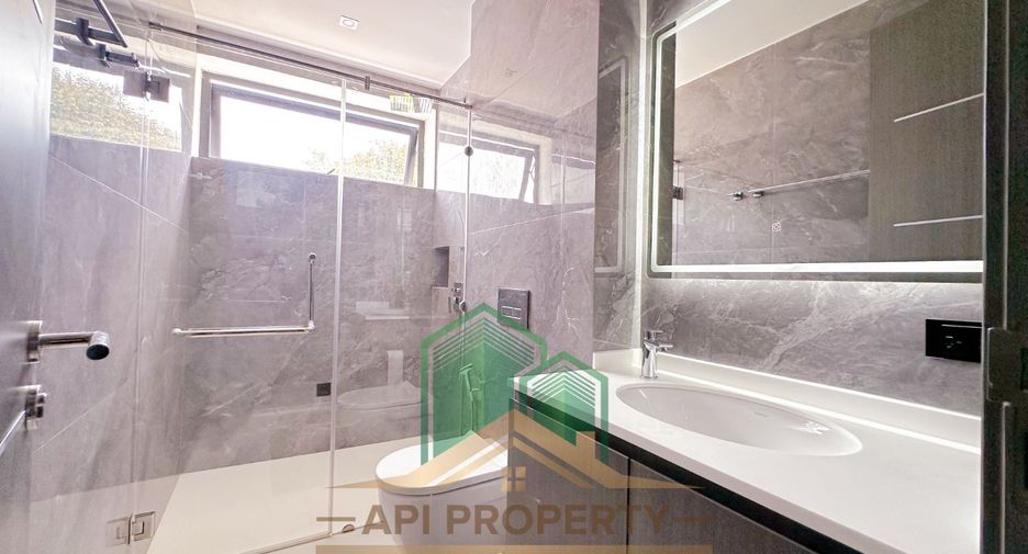For sale 6 bedrooms house in Bang Lamung, Chonburi