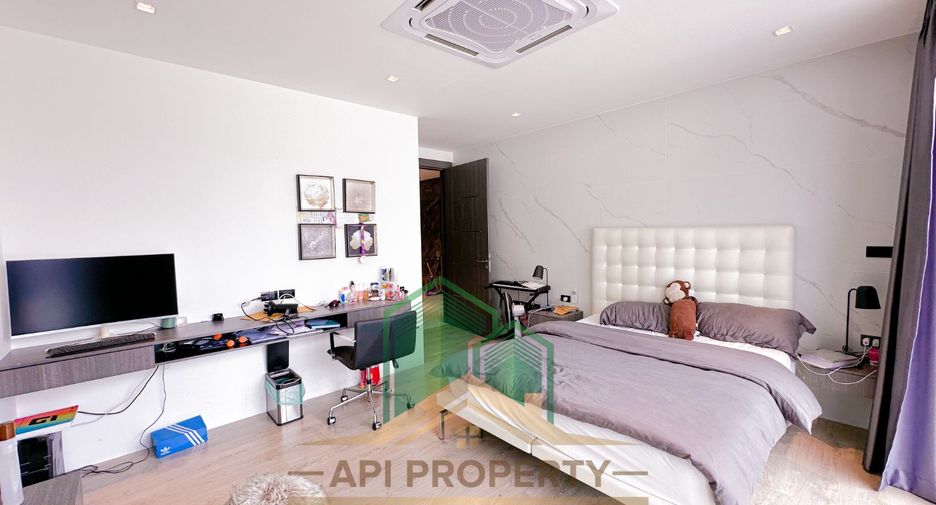 For sale 6 bedrooms house in Bang Lamung, Chonburi