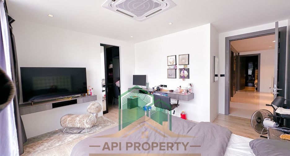 For sale 6 bedrooms house in Bang Lamung, Chonburi