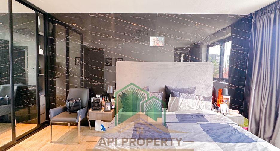For sale 6 bedrooms house in Bang Lamung, Chonburi