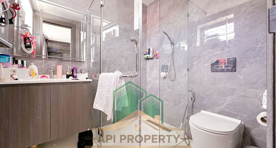 For sale 6 bedrooms house in Bang Lamung, Chonburi