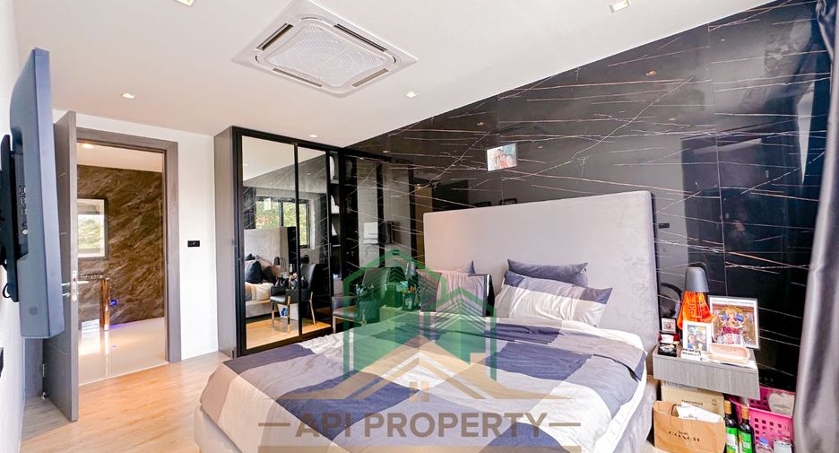 For sale 6 bedrooms house in Bang Lamung, Chonburi