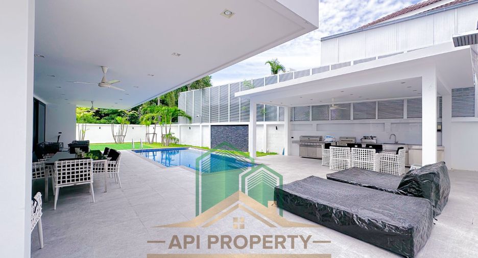 For sale 6 bedrooms house in Bang Lamung, Chonburi
