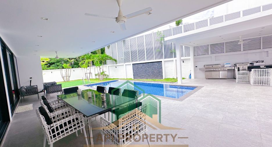 For sale 6 bedrooms house in Bang Lamung, Chonburi