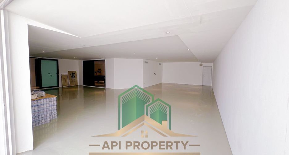 For sale 6 bedrooms house in Bang Lamung, Chonburi