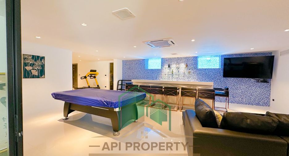 For sale 6 bedrooms house in Bang Lamung, Chonburi