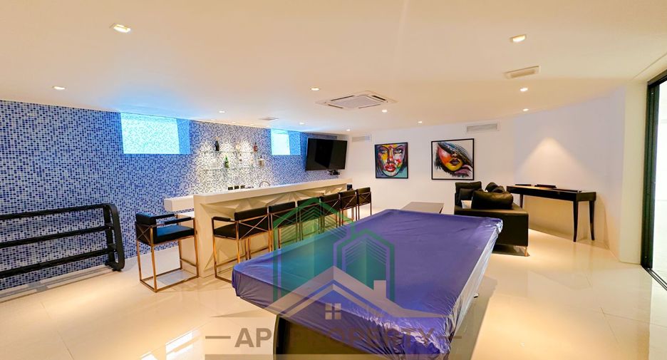 For sale 6 bedrooms house in Bang Lamung, Chonburi