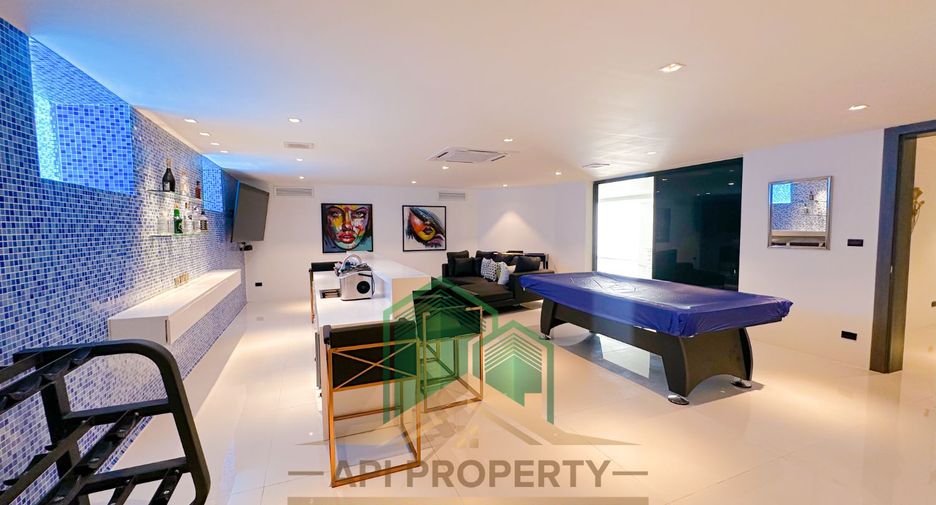 For sale 6 bedrooms house in Bang Lamung, Chonburi