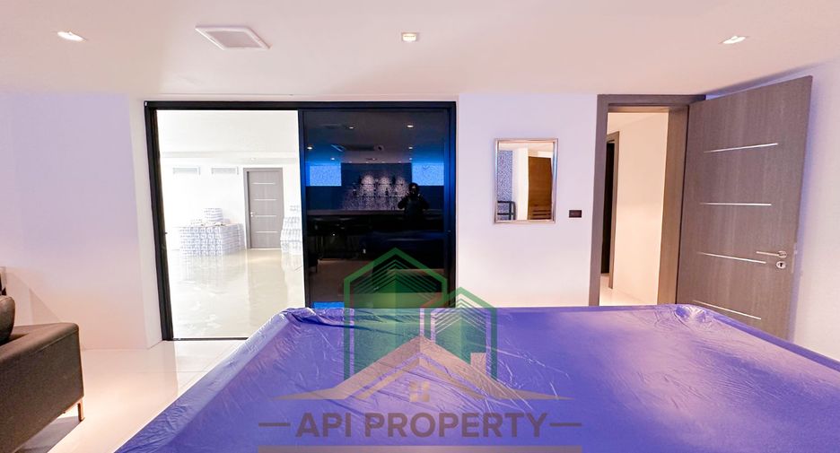 For sale 6 bedrooms house in Bang Lamung, Chonburi