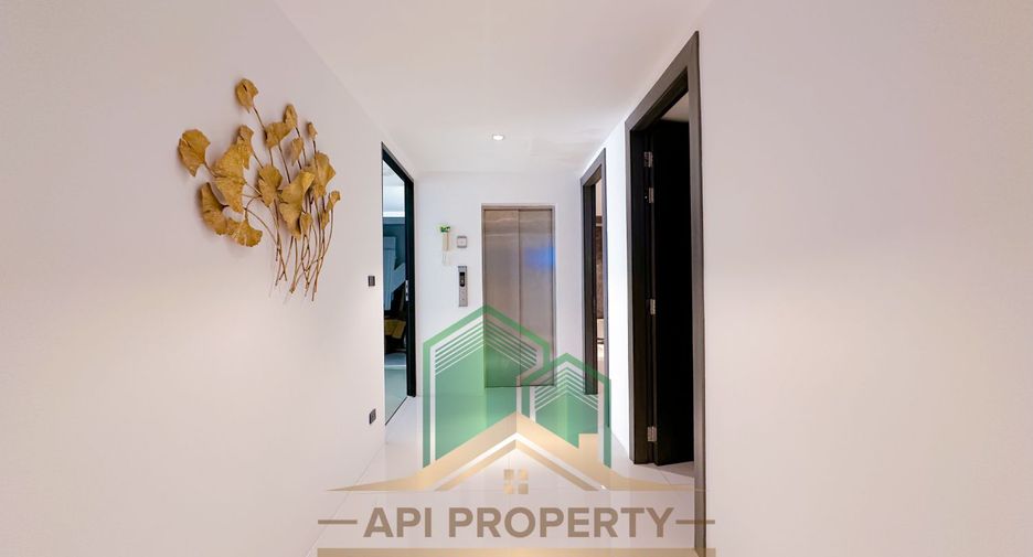 For sale 6 bedrooms house in Bang Lamung, Chonburi
