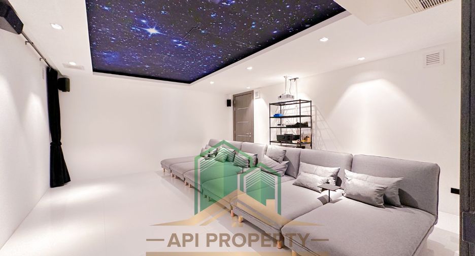 For sale 6 bedrooms house in Bang Lamung, Chonburi