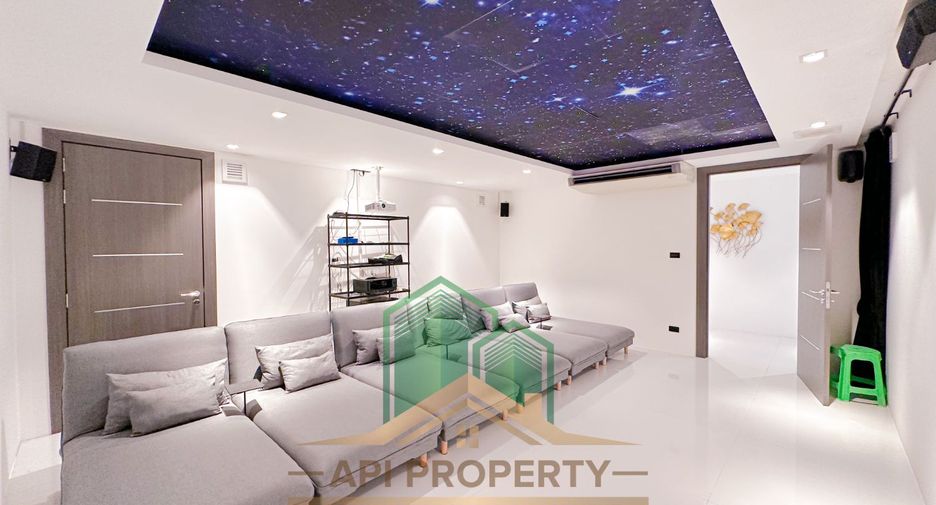 For sale 6 bedrooms house in Bang Lamung, Chonburi