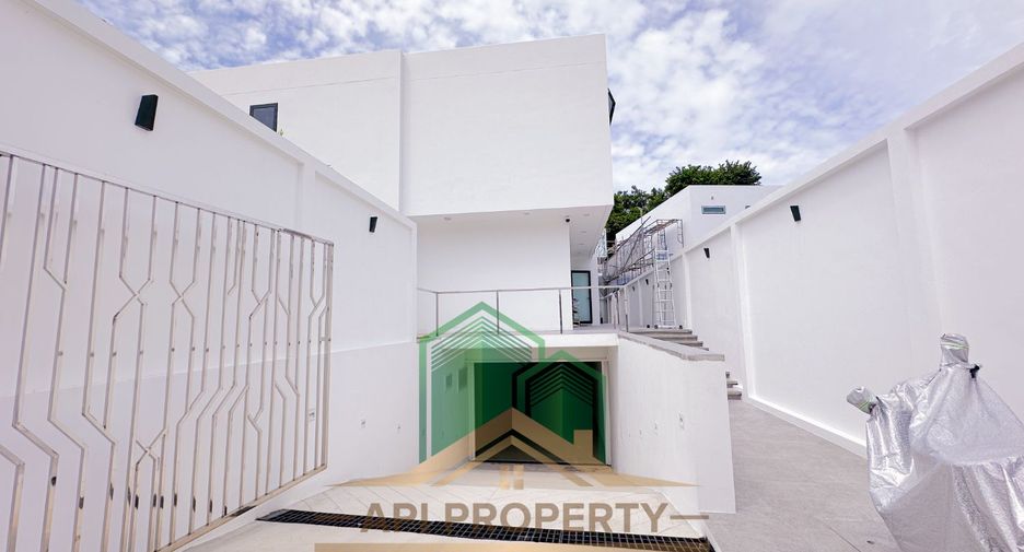For sale 6 bedrooms house in Bang Lamung, Chonburi