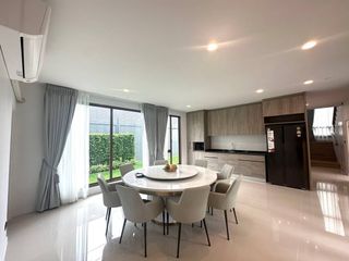 For rent 4 Beds house in Bang Kapi, Bangkok