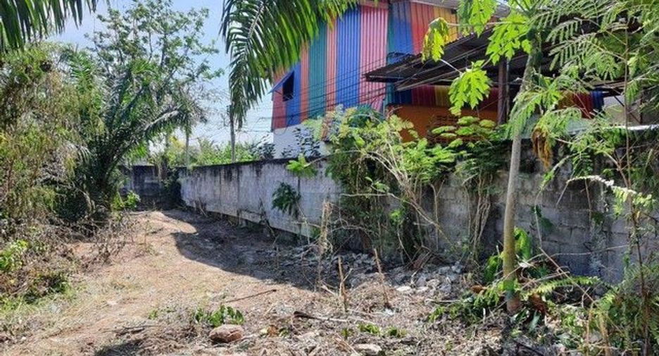 出售 土地 在 Phanat Nikhom, Chon Buri